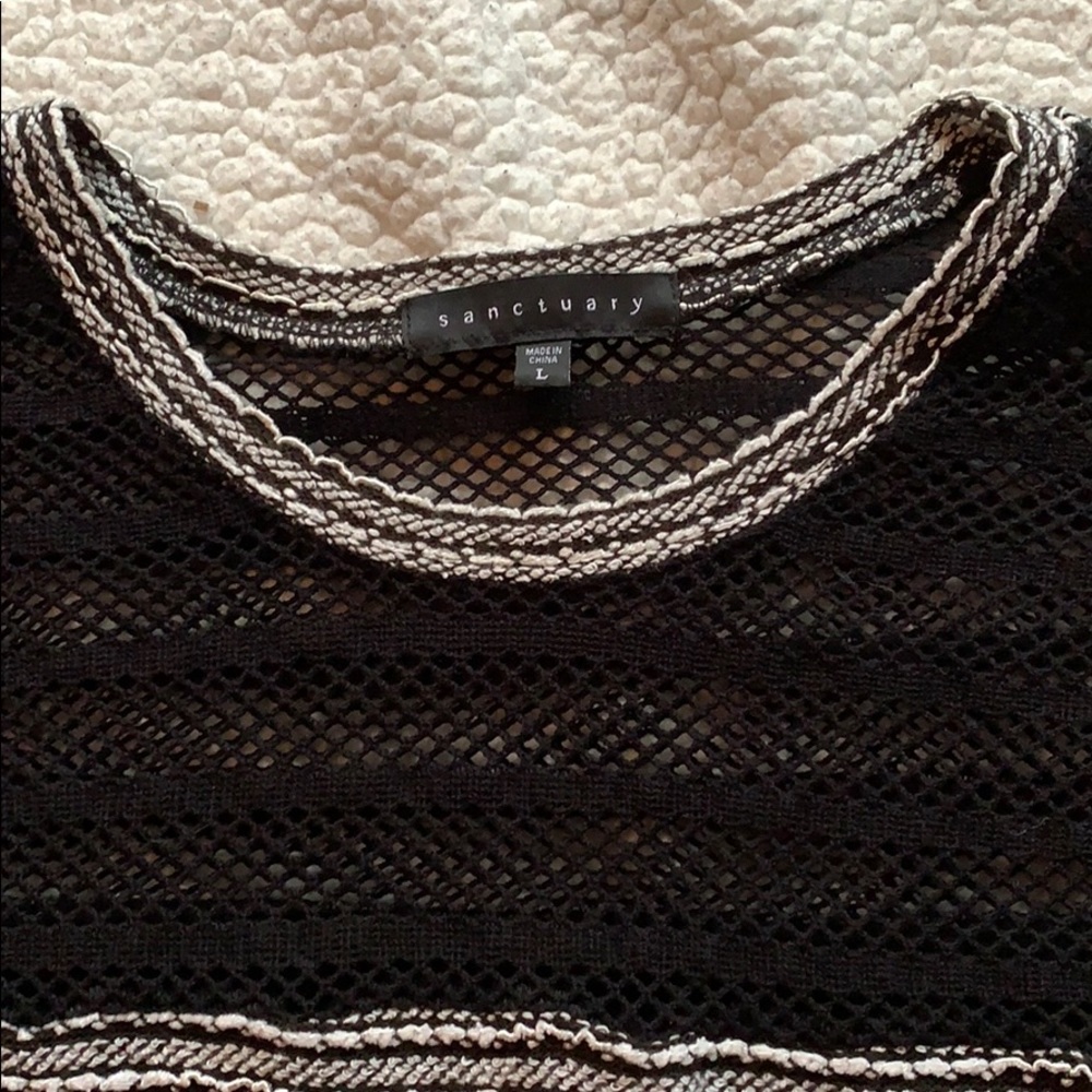 Tunic - Picture 2 of 8